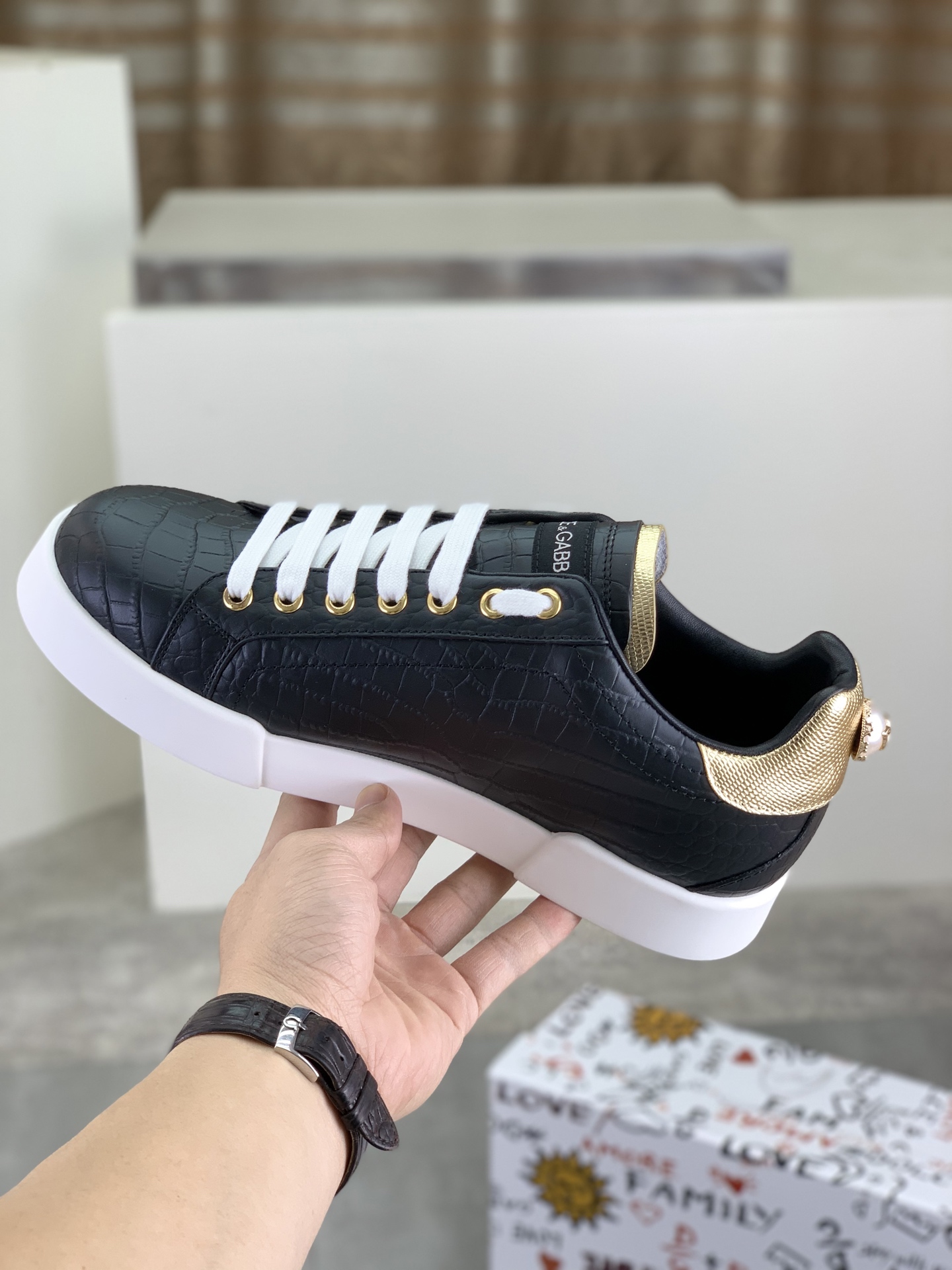 olce & Gabbana shoe